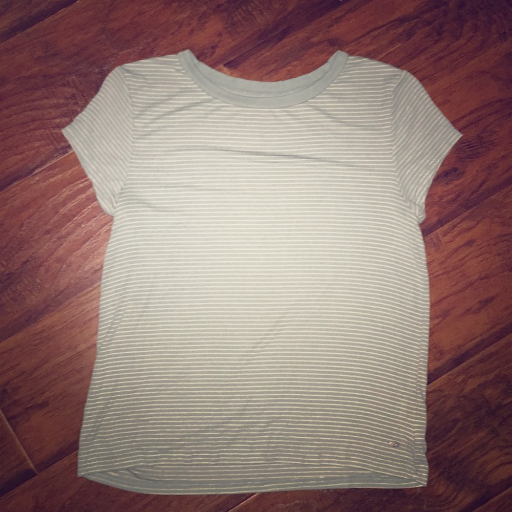 American Eagle shirtsleeve shirt